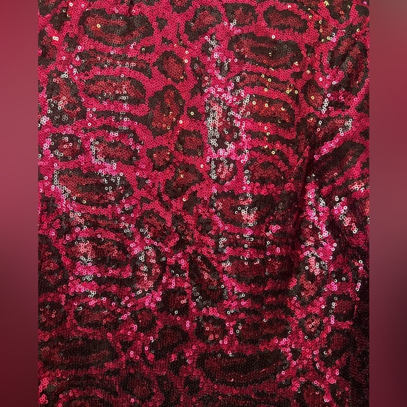 Top Shop Pink Leopard Sequin Bell Sleeve Top US 6 - Picture 5 of 7